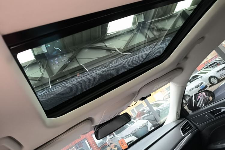 Used Ford Taurus 2019 EcoBoost 245 Premium Edition Headliner