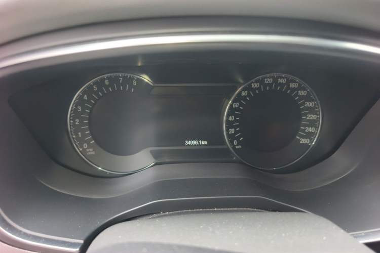 Used Ford Taurus 2019 EcoBoost 245 Vignale Deluxe Edition Instrument Cluster