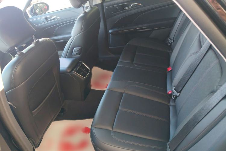 Used Ford Taurus 2019 EcoBoost 245 Premium Edition Interior 1