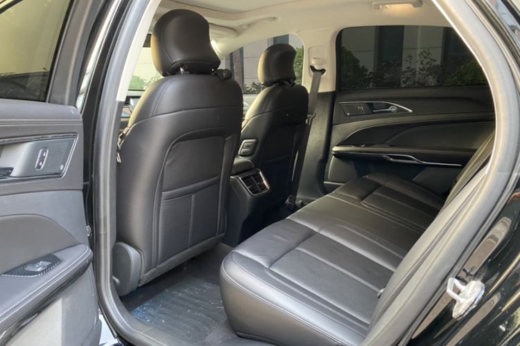 Used Ford Taurus 2019 EcoBoost 245 Premium Edition Interior 2