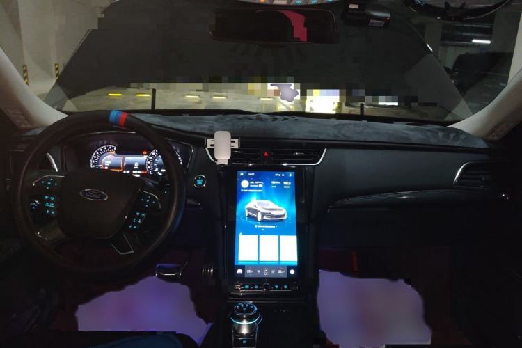 Used Ford Taurus 2019 EcoBoost 245 Premium Edition Interior 2