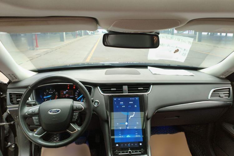 Used Ford Taurus 2019 EcoBoost 245 Comfort Edition Interior 2