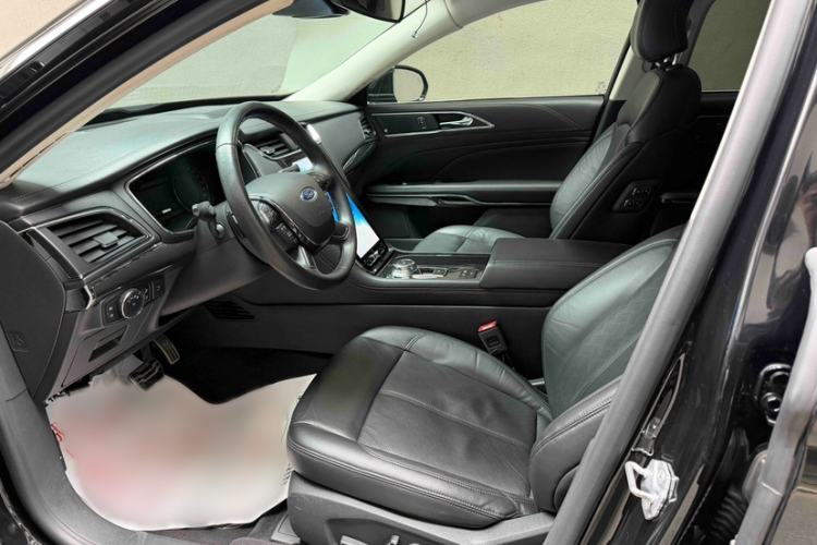 Used Ford Taurus 2019 EcoBoost 245 Premium Edition Interior 2