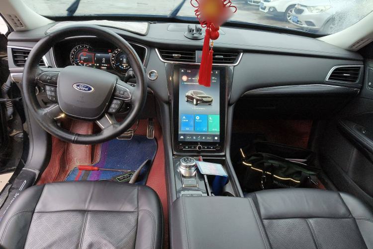 Used Ford Taurus 2019 EcoBoost 245 Premium Edition Interior 2