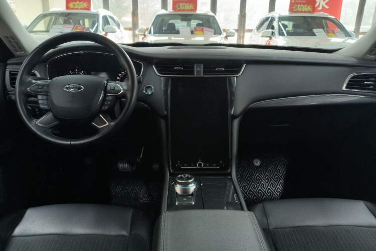 Used Ford Taurus 2019 EcoBoost 245 Comfort Edition Interior 3
