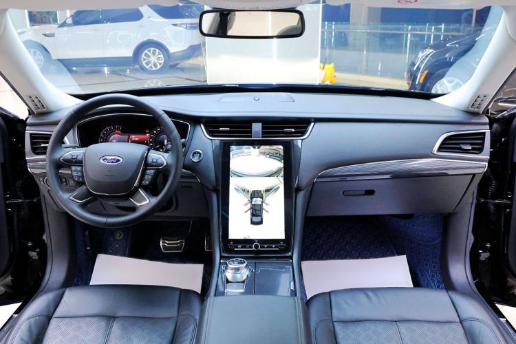 Used Ford Taurus 2019 EcoBoost 245 Premium Edition Interior 3