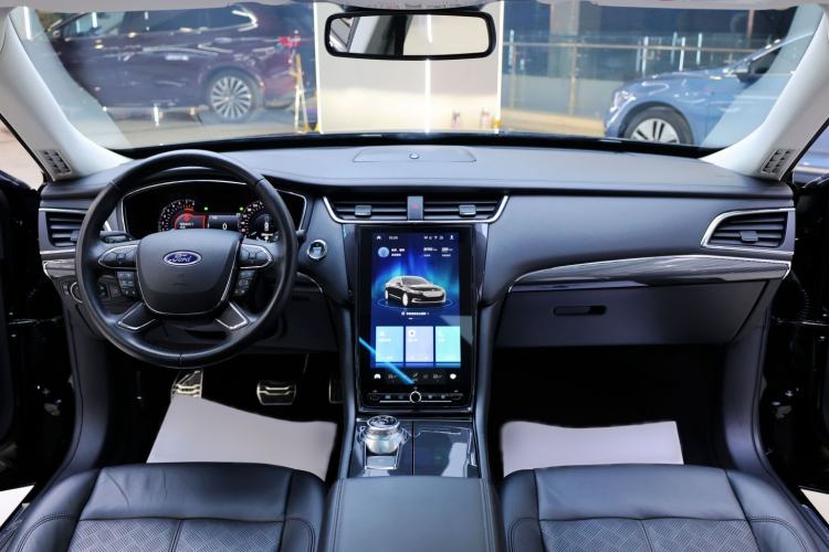 Used Ford Taurus 2019 EcoBoost 245 Premium Edition Interior 3