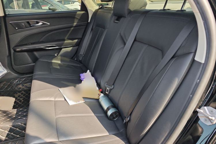 Used Ford Taurus 2019 EcoBoost 245 Premium Edition Interior 4