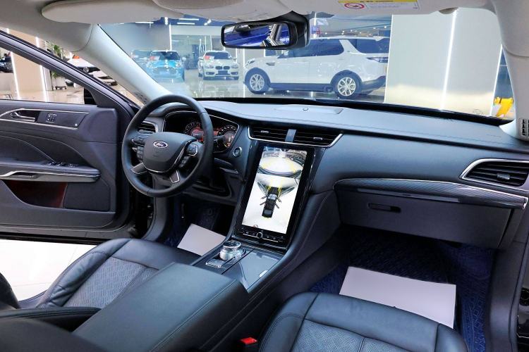 Used Ford Taurus 2019 EcoBoost 245 Premium Edition Interior 4
