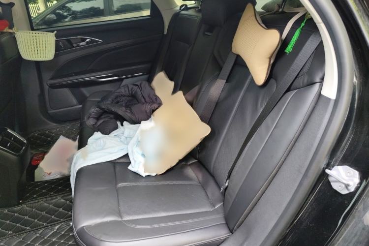 Used Ford Taurus 2019 EcoBoost 245 Premium Edition Interior 4