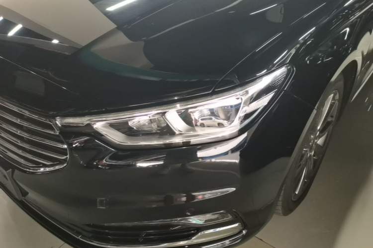 Used Ford Taurus 2019 EcoBoost 245 Premium Edition Left Front Headlight