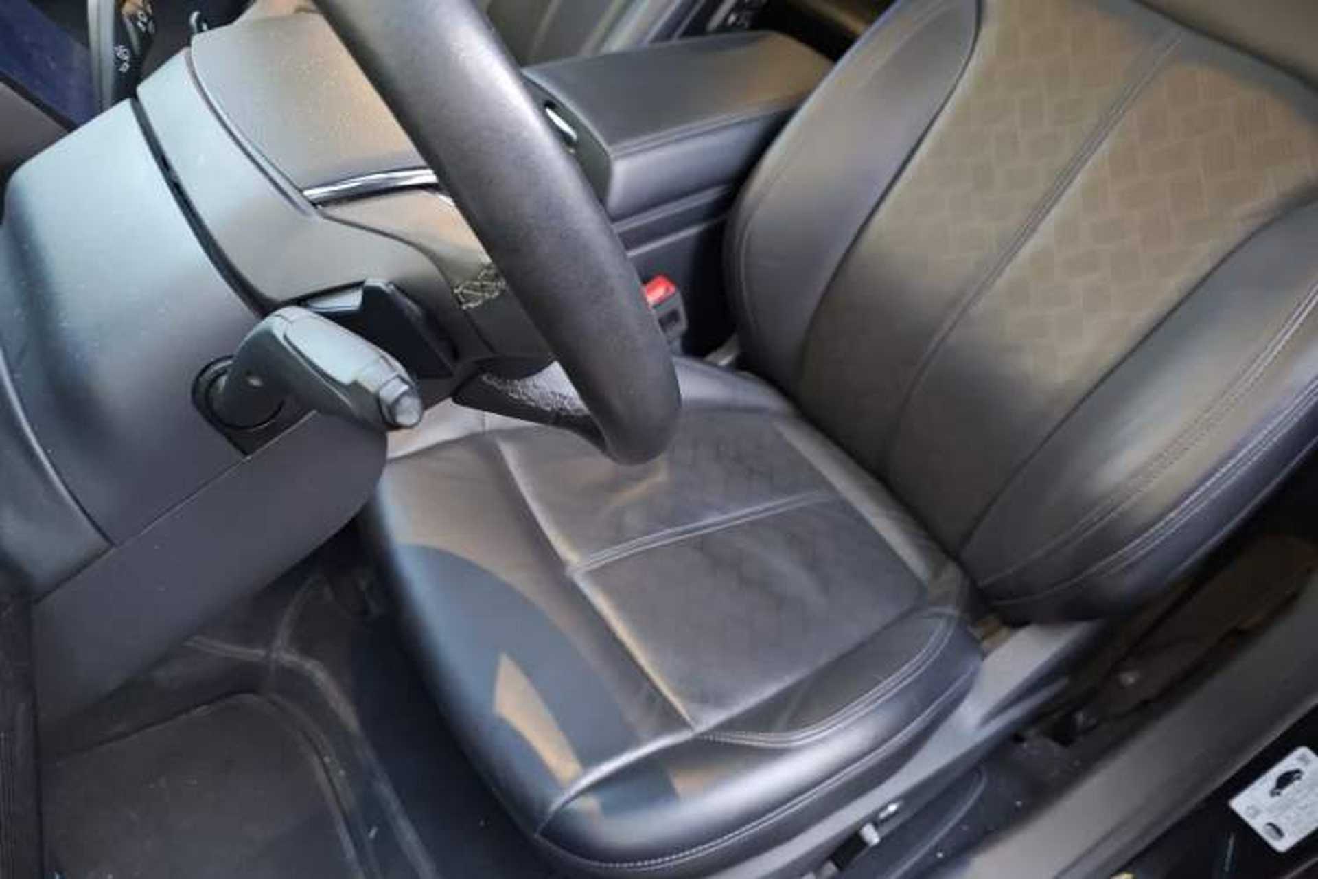 Used Ford Taurus 2019 EcoBoost 245 Premium Edition Left Front Seat