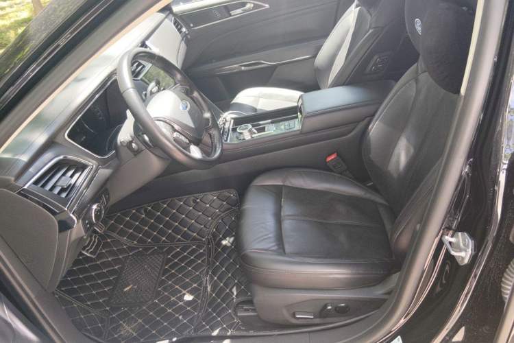 Used Ford Taurus 2019 EcoBoost 245 Premium Edition Left Front Seat