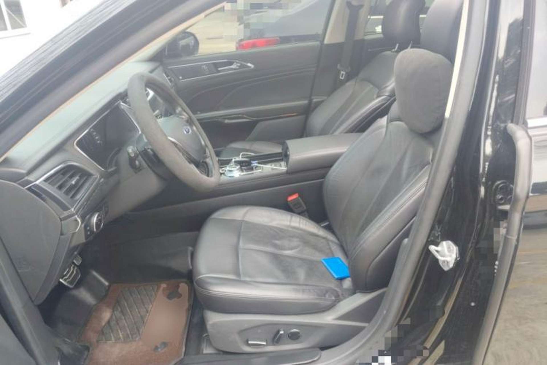Used Ford Taurus 2019 EcoBoost 245 Premium Edition Left Front Seat