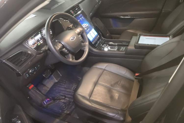 Used Ford Taurus 2019 EcoBoost 245 Premium Edition Left Front Seat