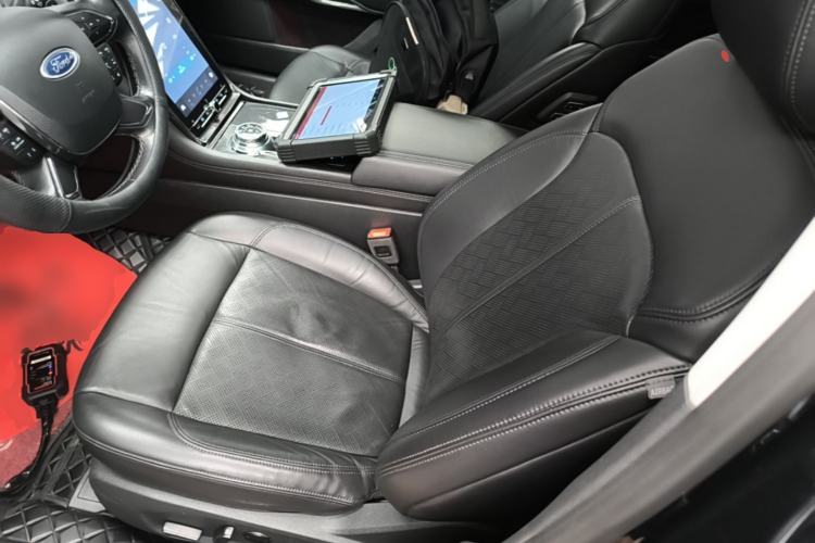 Used Ford Taurus 2019 EcoBoost 245 Premium Edition Left Front Seat