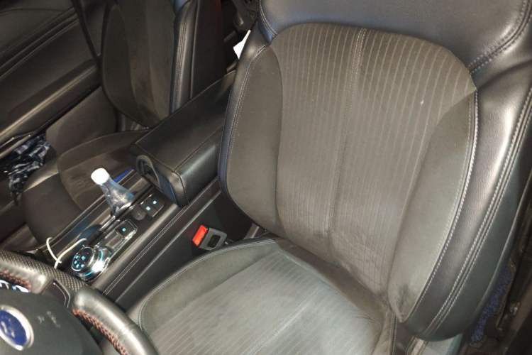 Used Ford Taurus 2019 EcoBoost 245 Comfort Edition Left Front Seat