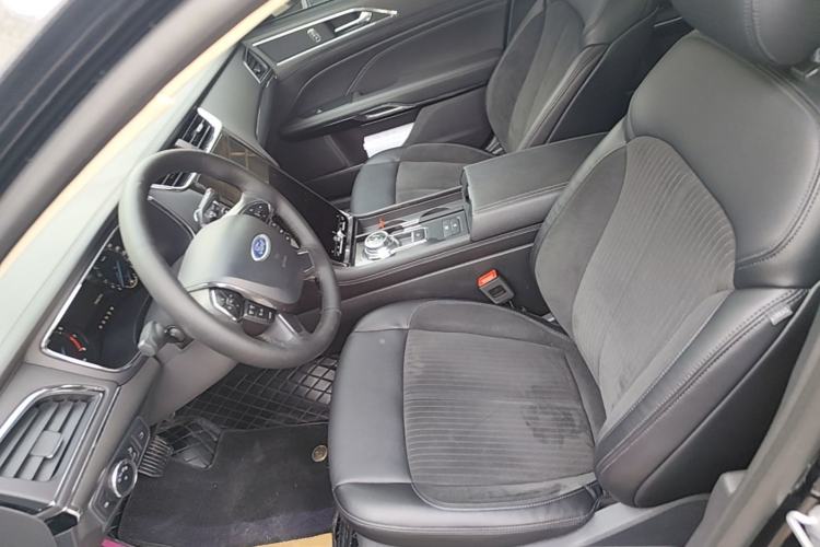 Used Ford Taurus 2019 EcoBoost 245 Comfort Edition Left Front Seat
