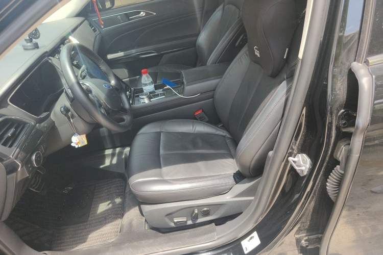 Used Ford Taurus 2019 EcoBoost 245 Premium Edition Left Front Seat