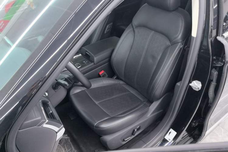 Used Ford Taurus 2019 EcoBoost 245 Premium Edition Left Front Seat