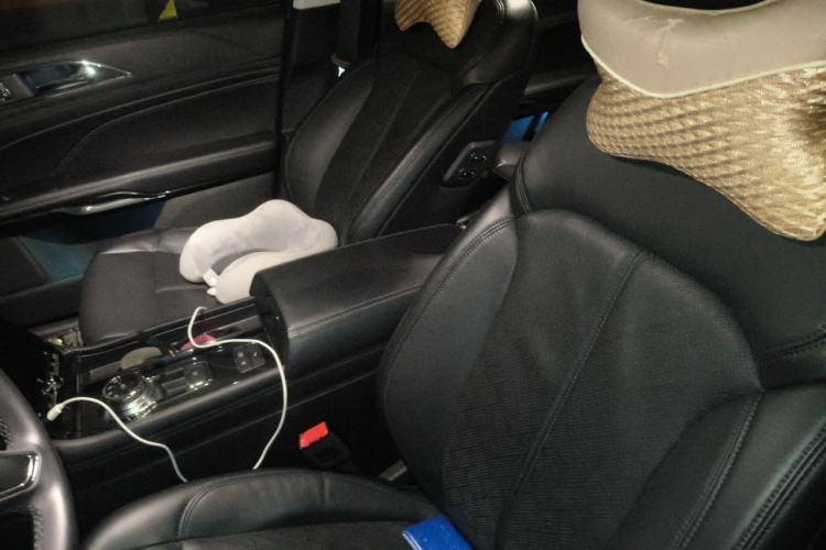 Used Ford Taurus 2019 EcoBoost 245 Premium Edition Left Front Seat