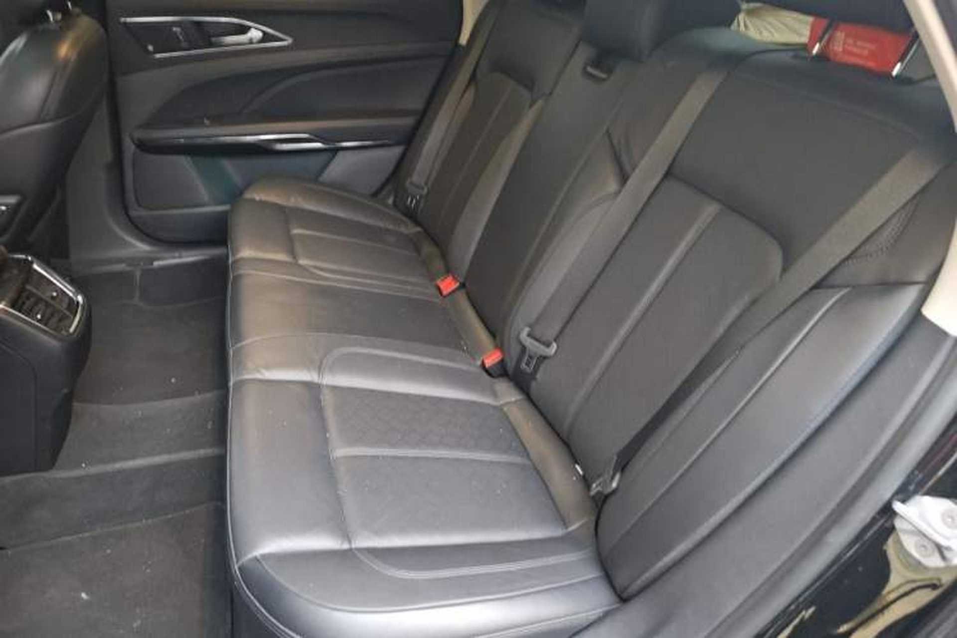 Used Ford Taurus 2019 EcoBoost 245 Premium Edition Left Rear Seat