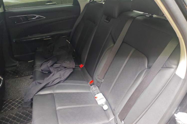 Used Ford Taurus 2019 EcoBoost 245 Premium Edition Left Rear Seat