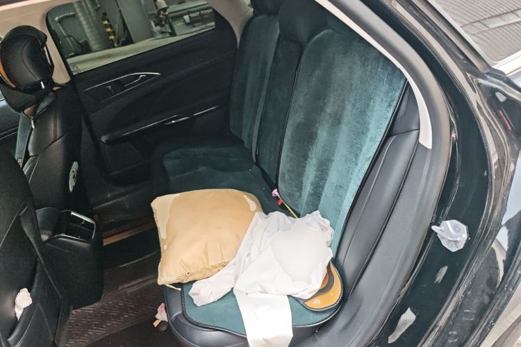 Used Ford Taurus 2019 EcoBoost 245 Comfort Edition Left Rear Seat