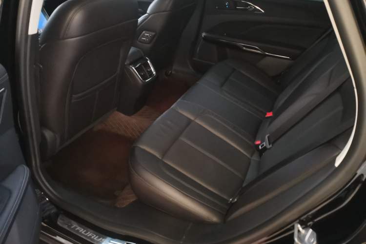 Used Ford Taurus 2019 EcoBoost 245 Premium Edition Left Rear Seat