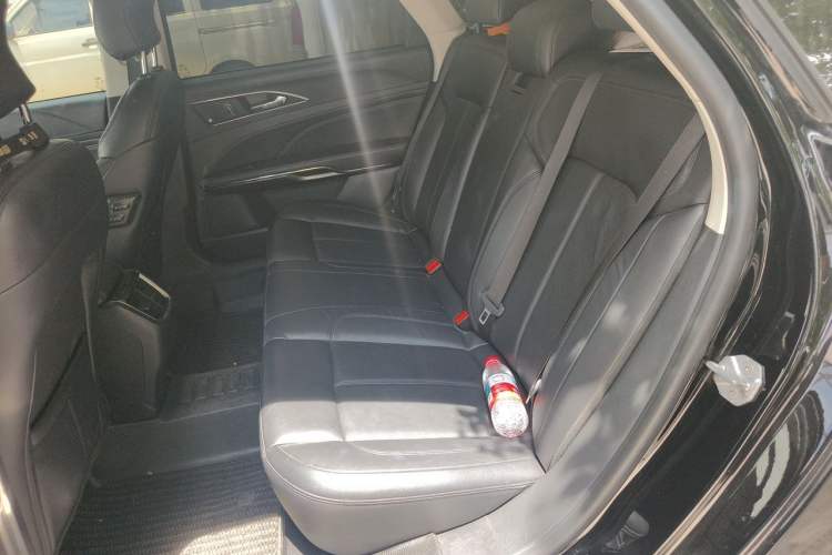 Used Ford Taurus 2019 EcoBoost 245 Premium Edition Left Rear Seat