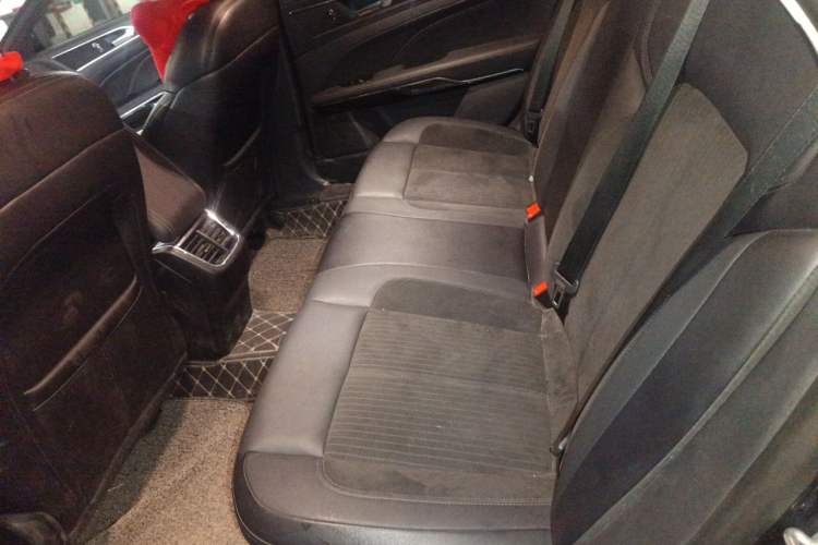 Used Ford Taurus 2019 EcoBoost 245 Comfort Edition Left Rear Seat