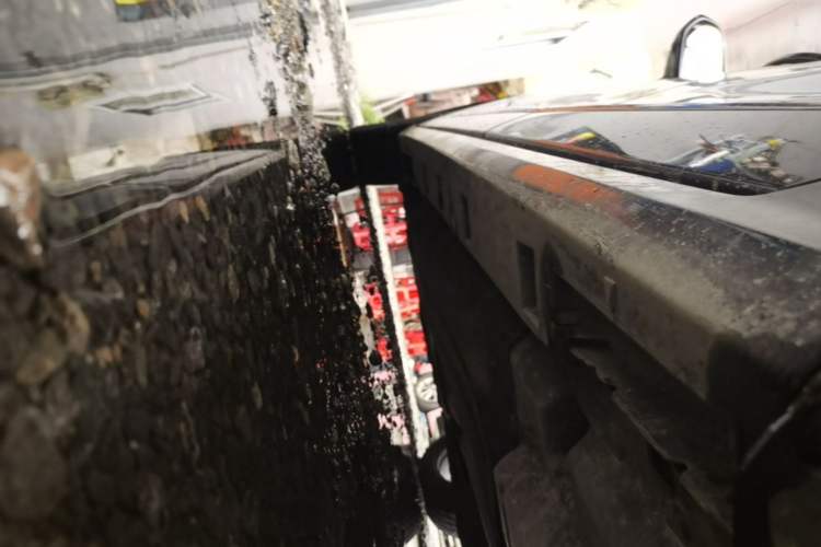 Used Ford Taurus 2019 EcoBoost 245 Premium Edition Left Side Sill