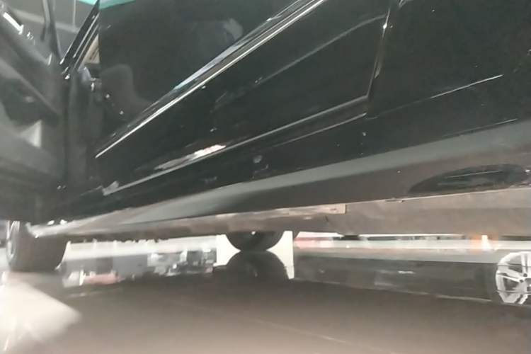 Used Ford Taurus 2019 EcoBoost 245 Premium Edition Left Side Sill