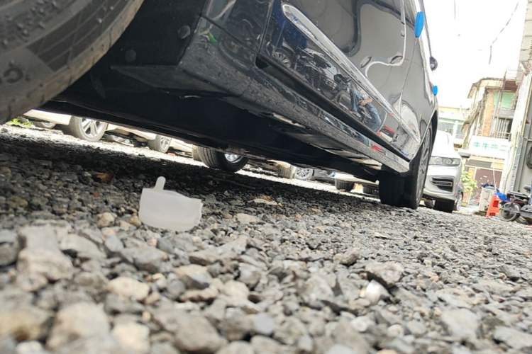 Used Ford Taurus 2019 EcoBoost 245 Premium Edition Left Side Sill