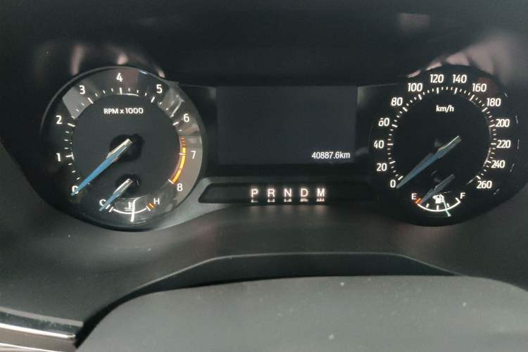 Used Ford Taurus 2019 EcoBoost 245 Comfort Edition Odometer Close Up