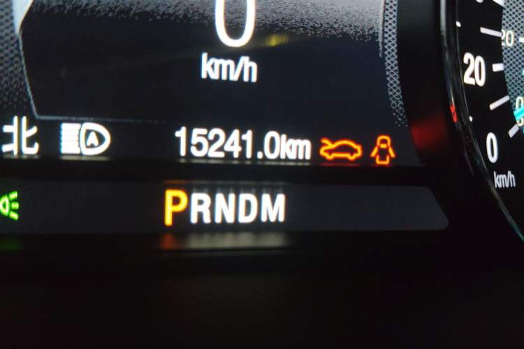 Used Ford Taurus 2019 EcoBoost 245 Premium Edition Odometer Close Up