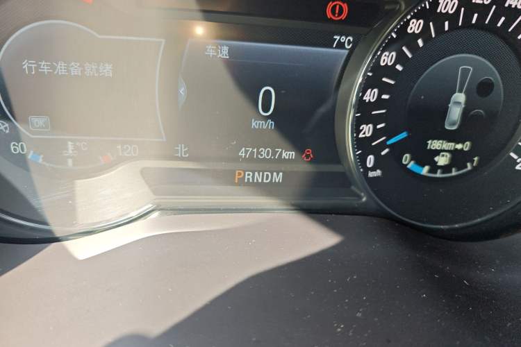 Used Ford Taurus 2019 EcoBoost 245 Premium Edition Odometer Close Up