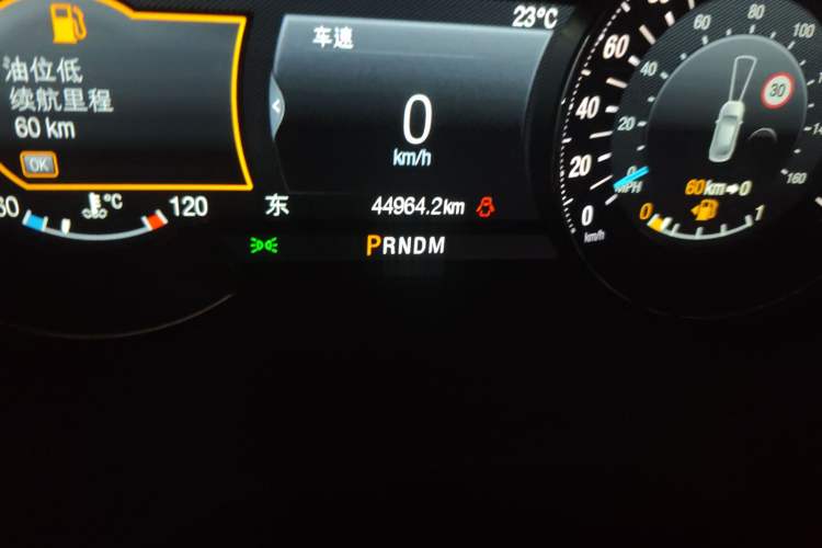 Used Ford Taurus 2019 EcoBoost 245 Premium Edition Odometer Close Up