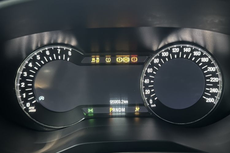 Used Ford Taurus 2019 EcoBoost 245 Premium Edition Odometer Close Up
