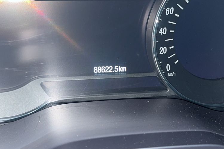 Used Ford Taurus 2019 EcoBoost 245 Premium Edition Odometer Close Up