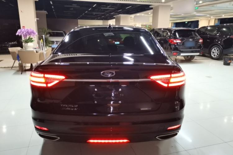 Used Ford Taurus 2019 EcoBoost 245 Premium Edition Rear