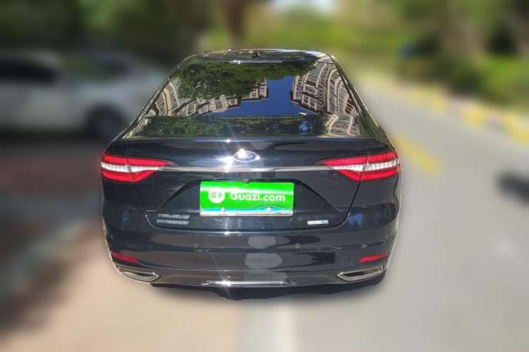 Used Ford Taurus 2019 EcoBoost 245 Premium Edition Rear