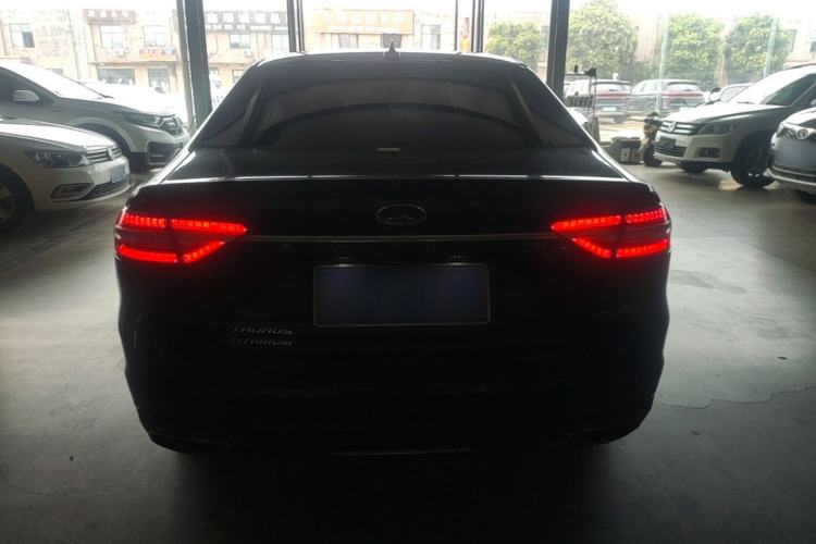 Used Ford Taurus 2019 EcoBoost 245 Premium Edition Rear