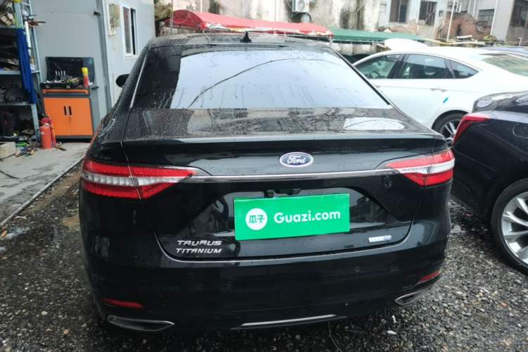 Used Ford Taurus 2019 EcoBoost 245 Premium Edition Rear