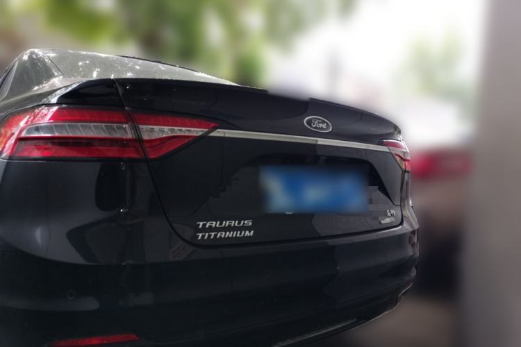 Used Ford Taurus 2019 EcoBoost 245 Premium Edition Rear