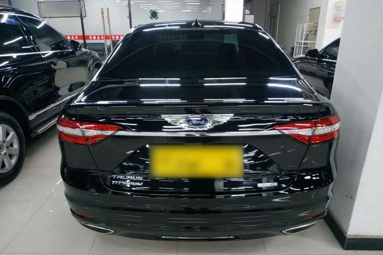 Used Ford Taurus 2019 EcoBoost 245 Premium Edition Rear