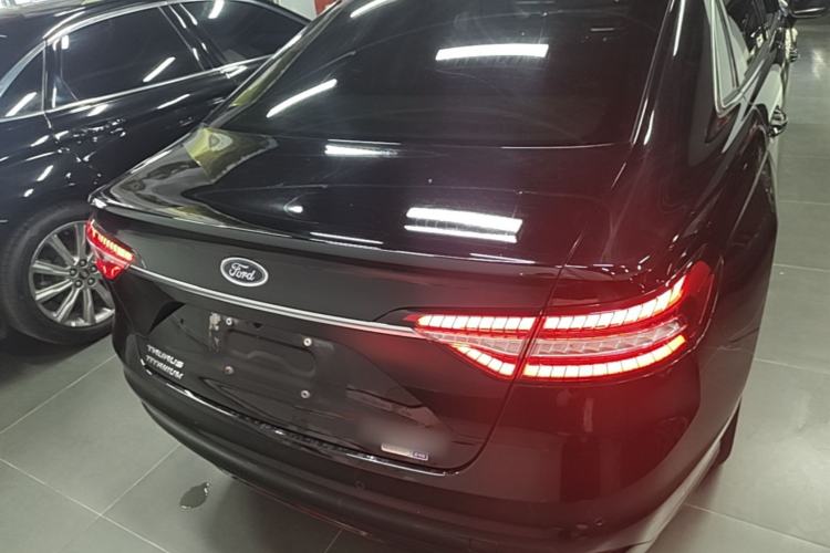 Used Ford Taurus 2019 EcoBoost 245 Premium Edition Rear