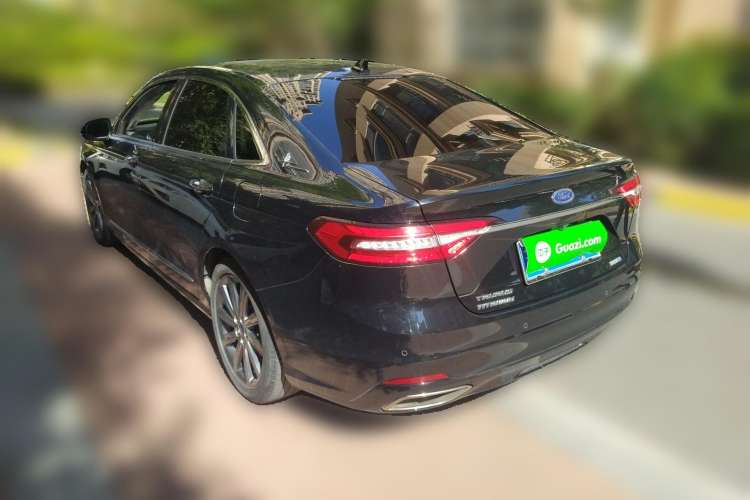 Used Ford Taurus 2019 EcoBoost 245 Premium Edition Rear Left 45 Deg