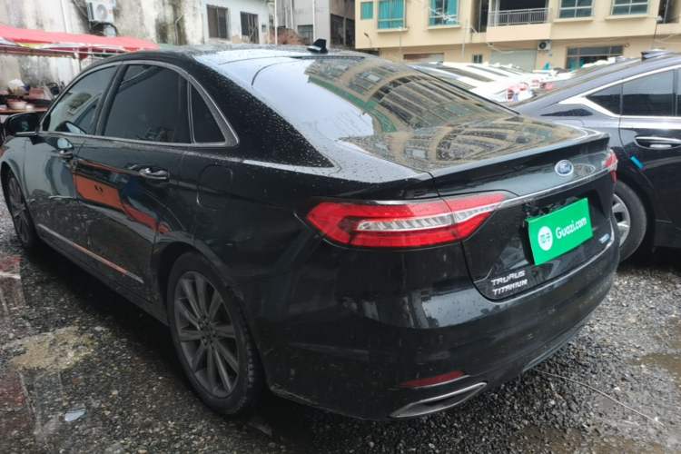 Used Ford Taurus 2019 EcoBoost 245 Premium Edition Rear Left 45 Deg