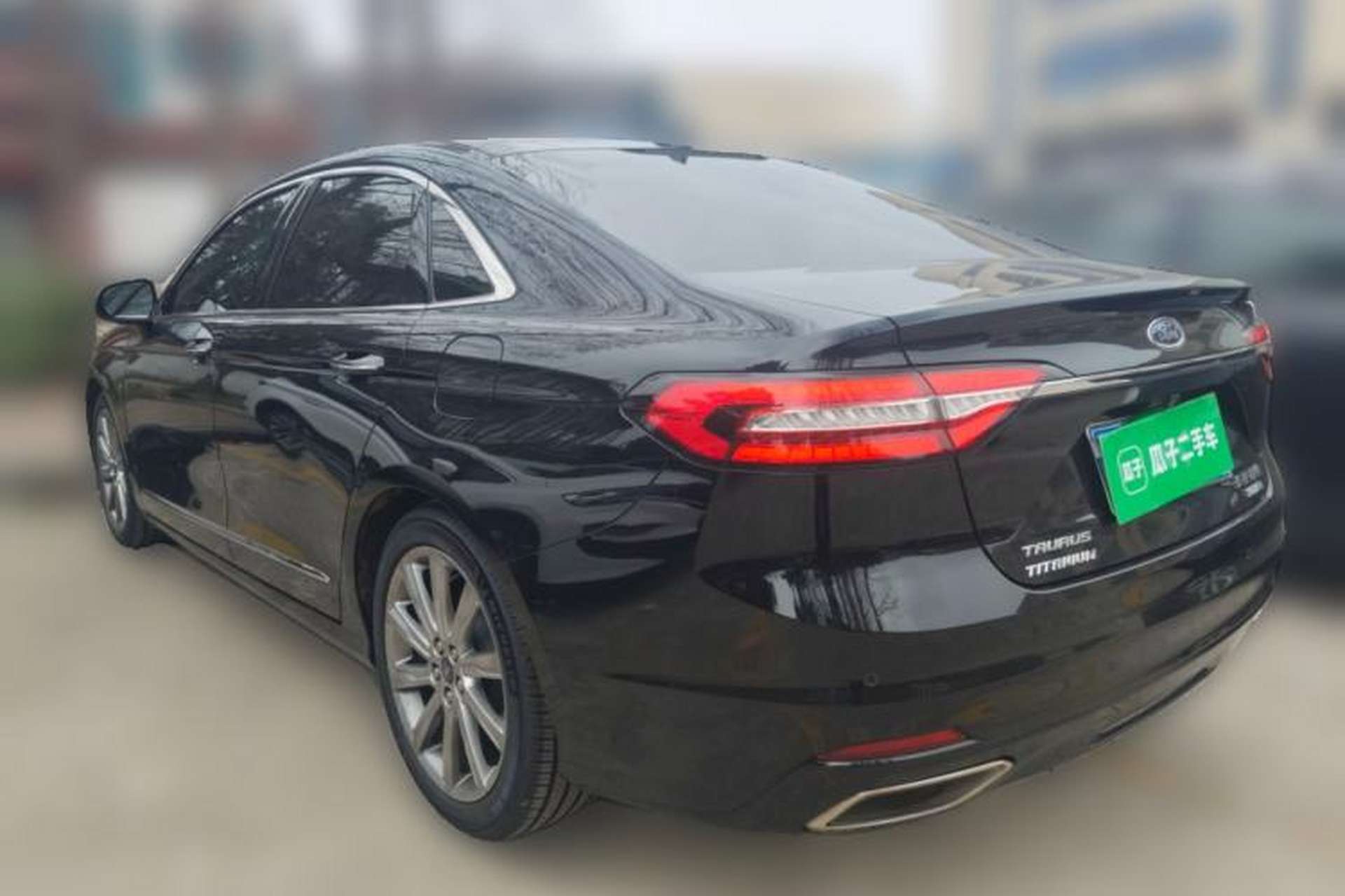 Used Ford Taurus 2019 EcoBoost 245 Premium Edition Rear Left 45 Deg